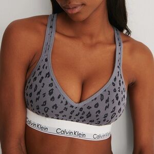 NWT Calvin Klein Women's Gray Leopard Print Bralette